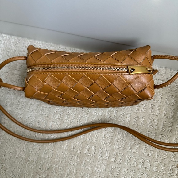 Bottega Veneta Mini Loop Camera Bag Camel Brown - Picture 9 of 13